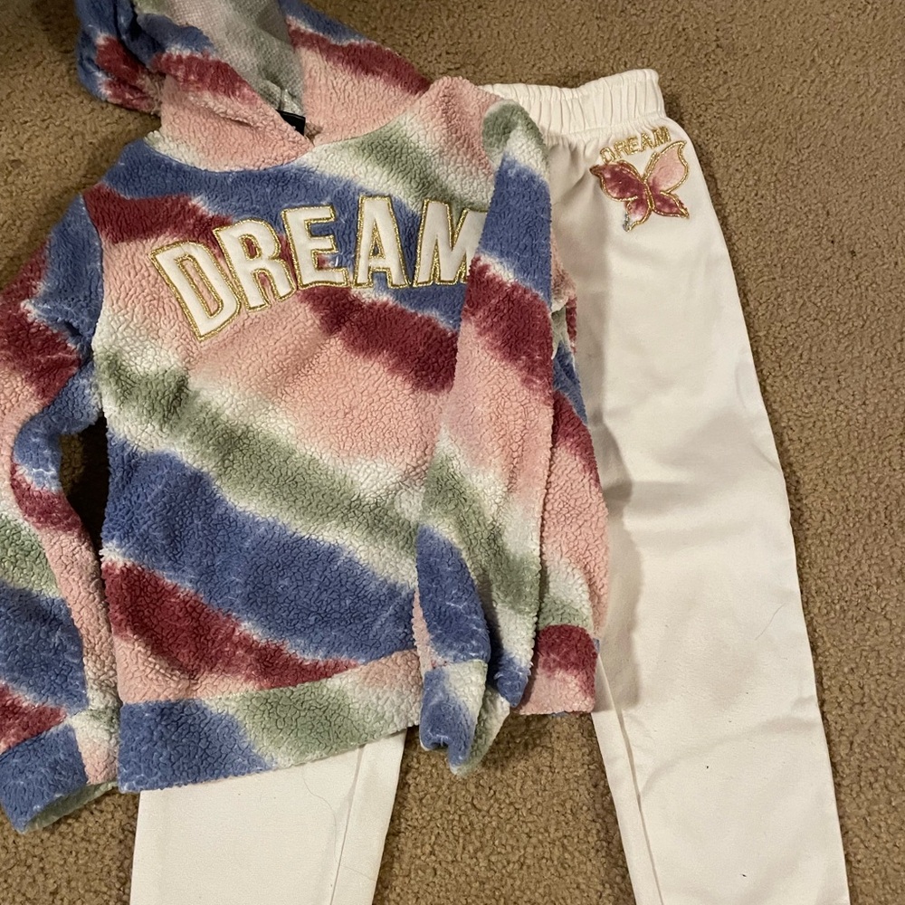 Dream Kids Multicolor Fleece Hoodie and White Joggers Set